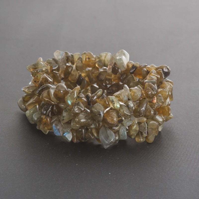 Pulsera de labradorita «trocitos de piedra» en elástico