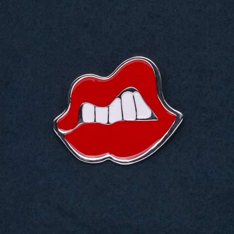 Broche «Labios» 46×37 mm