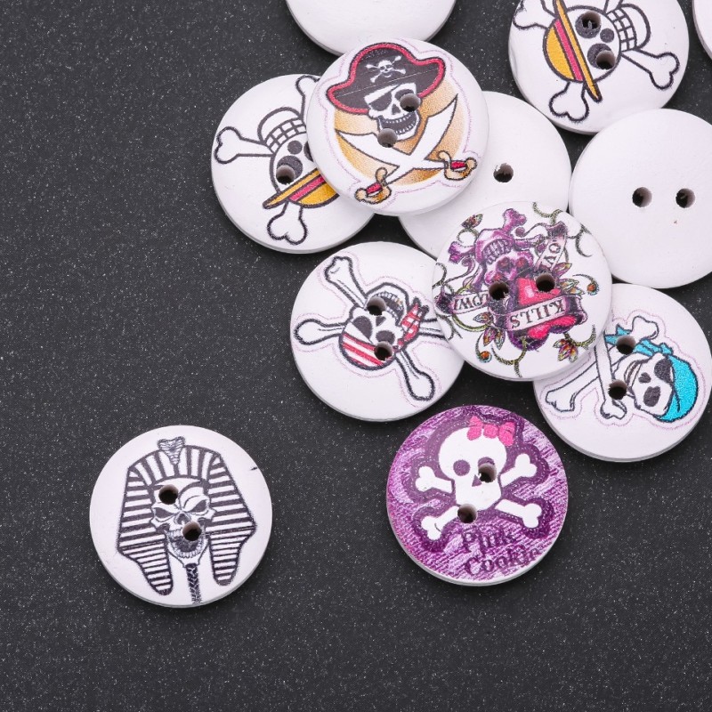 Botones de madera infantiles «Piratas con calaveras» 20 mm