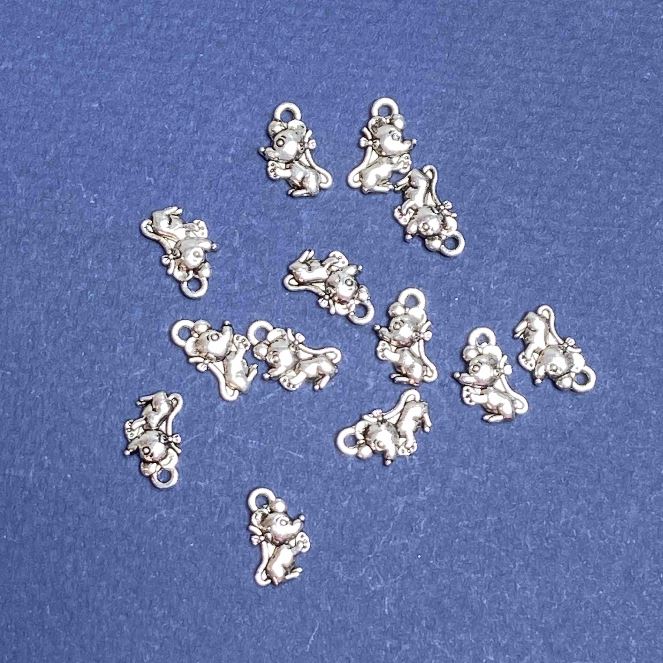 Colgante de bisutería «Ratón» 6×12 mm, presentación 20 g ±30 uds