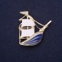 Broche Barco dorado de metal y esmalte con strass 37x40 mm +